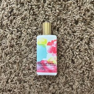 Taylor Swift Incredible Things 1 oz.